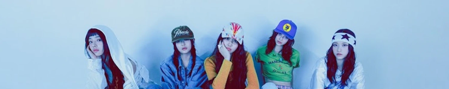 NewJeans banner
