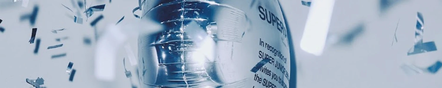 SUPER JUNIOR banner