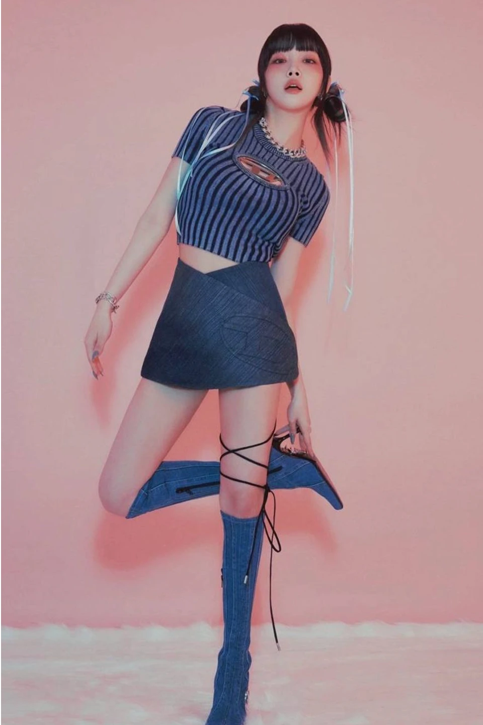 CHUNG HA profile